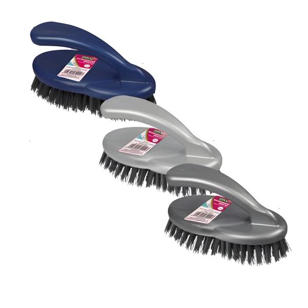 Scrubbing brush with handle